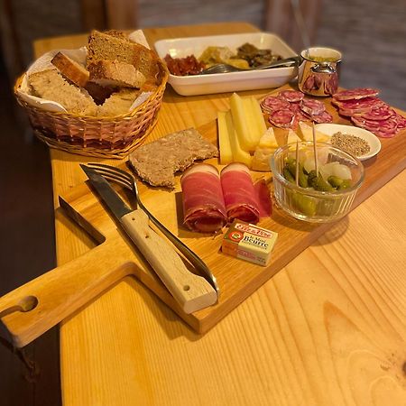 Chambres D'Hotes Avec Entree Privative Au Calme Dans Maison De Village Saint-Jorioz Zewnętrze zdjęcie