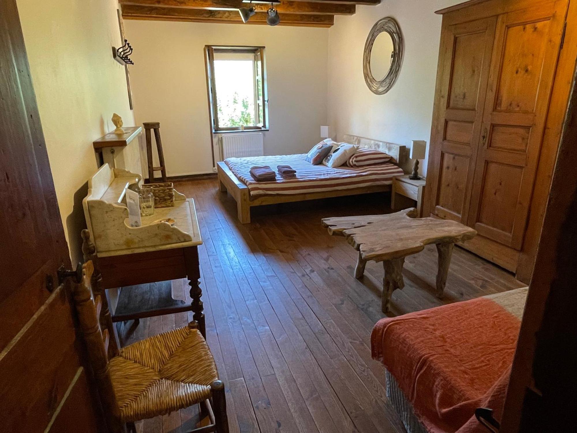 Chambres D'Hotes Avec Entree Privative Au Calme Dans Maison De Village Saint-Jorioz Zewnętrze zdjęcie
